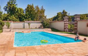 Appartements Stunning apartment in Ocquerre with 3 Bedrooms, WiFi and Outdoor swimming pool : photos des chambres