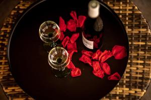Appartements Love industrie & spa - Suite Romantique en Alsace - Terrasse et garage : photos des chambres