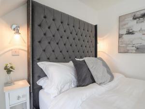 Fore Street House - Apartment 3