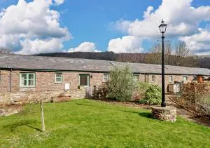 Orchard View - Pont Newydd