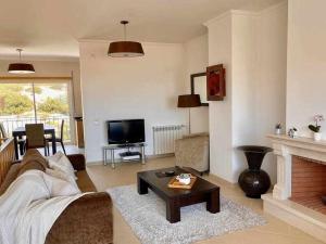 Fantástico T2 vista mar e golfe e terraço privado C5