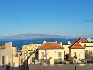 Apartment next to Ajabo Beach Pool & Ocean view