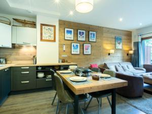 Appartement de charme rénové avec belles prestations, au pied des pistes à Val-d'Isère - FR-1-694-228