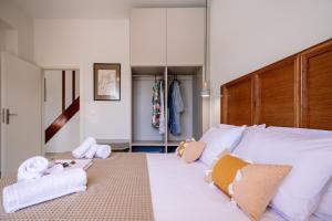 Melior Holiday Houses