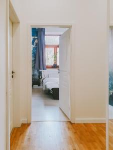 Priestranný apartmán v centre