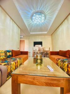 Superbe appartement en résidence avec piscines