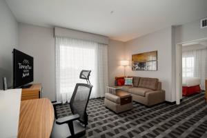 One Bedroom Suite with Sofa Bed and One Queen Bed room in TownePlace Suites Fort Worth University Area/Medical Center