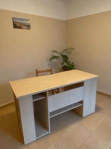 Großzügige Wohnung mit Schreibtischarbeitsplatz in Genthin OT Tucheim