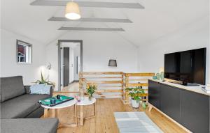 Pet Friendly Home In Hadsund With Wifi