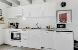 Pet Friendly Home In Hadsund With Wifi