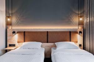 Moxy Twin Sleeper, Guest room, 2 Twin/Single Bed(s) room in Moxy Darmstadt