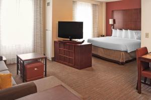 King Studio with Sofa Bed room in Residence Inn Aberdeen at Ripken Stadium