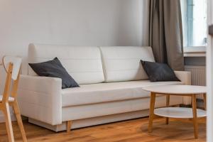 Solidarności 68 by Homeprime