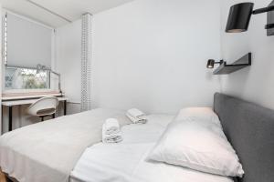 Solidarności 68 by Homeprime