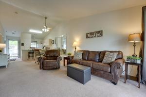 Condo with Family Amenities, 3 Mi to Branson Strip!