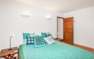 Maisons de vacances 3 Bedroom Nice Home In Taulis : photos des chambres