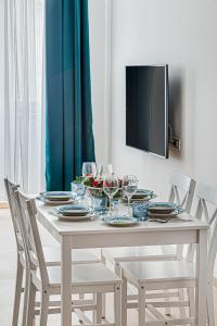 Ultra Central Apartment with Private Terrace