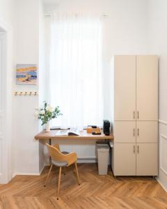 Charming studio - in the downtown