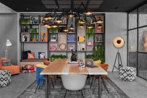 Hotels Moxy Lyon Airport : photos des chambres