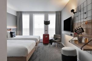 Hotels Moxy Lyon Airport : Chambre Lits Jumeaux Moxy - Non remboursable