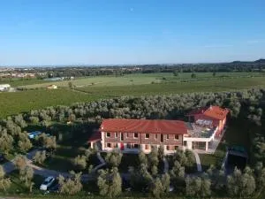 Agriturismo Fioralba - بولبينازي ديل جاردا