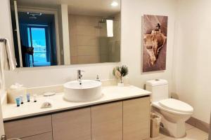 Luxe Beachfront Living - Premium Comfort -A