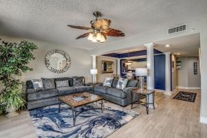 South Wind 1404