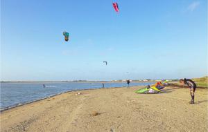 4 Bedroom Cozy Home In Montsenelle