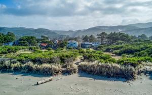 Rockaway Twin View - Meredith Lodging