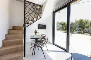 Pagani Blue - Luxury Maisonette I1 - Faraí