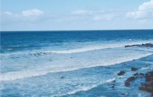 Maisons de vacances 3 Bedroom Lovely Home In Hendaye : photos des chambres