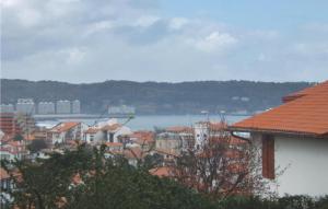 Maisons de vacances 3 Bedroom Lovely Home In Hendaye : photos des chambres