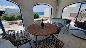Binibeca Vell Luxury Villa, sea direct access, private pool