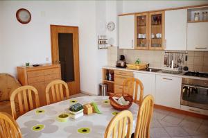 Apartment Irena 