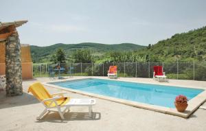 Maisons de vacances Nice home in Saint Thome with 3 Bedrooms, WiFi and Outdoor swimming pool : photos des chambres