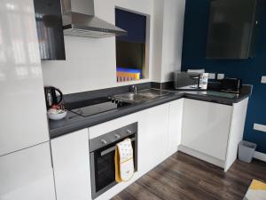 Stylish One Bedroom City Centre Apartment