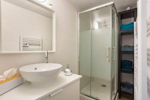 Appartements Logement quartier pavillonnaire : photos des chambres