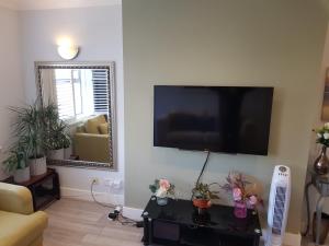 Parkview Apartment