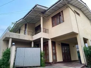 Oasis Colombo - 拉夏吉里雅