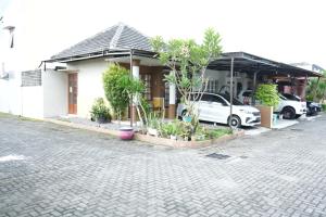 Omah Rere Full 1 Rumah, 2 kamar AC