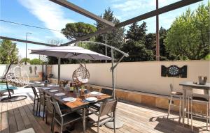 Maisons de vacances Awesome Home In Avignon With 5 Bedrooms, Wifi And Private Swimming Pool : photos des chambres