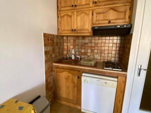 Studio Cabine 4 Pers, Terrasse, Parking Privé, Proche Plage et Commerces, La Franqui - FR-1-81-585