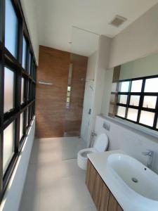 Milo Modern Five-Bedrooms Villa