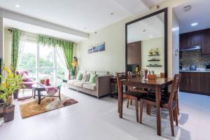 Padgett place Unit 504