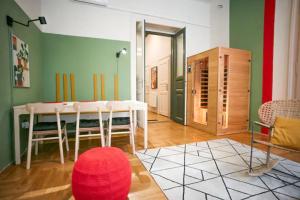 Unwind in Style w SAUNA dsgn 2BR Home