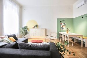 Unwind in Style w SAUNA dsgn 2BR Home