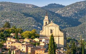 Gorgeous Home In Bédoin With Wifi