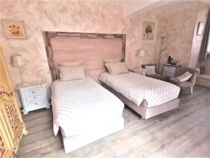 B&B / Chambres d'hotes Hotes'Antic Provence : photos des chambres