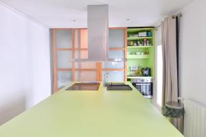 Appartements Loft Lumineux Hyper Centre Vincennes RER a 5 min - Parking Gratuit : photos des chambres