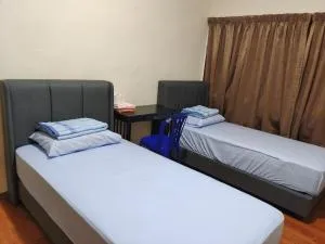 Comfortable homestay near Sri Muniswarar Temple 2 - Kampong Telok